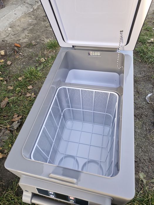 Lodówka, zamrażalka turystyczna, przenośna, samochodowa, Nowa
