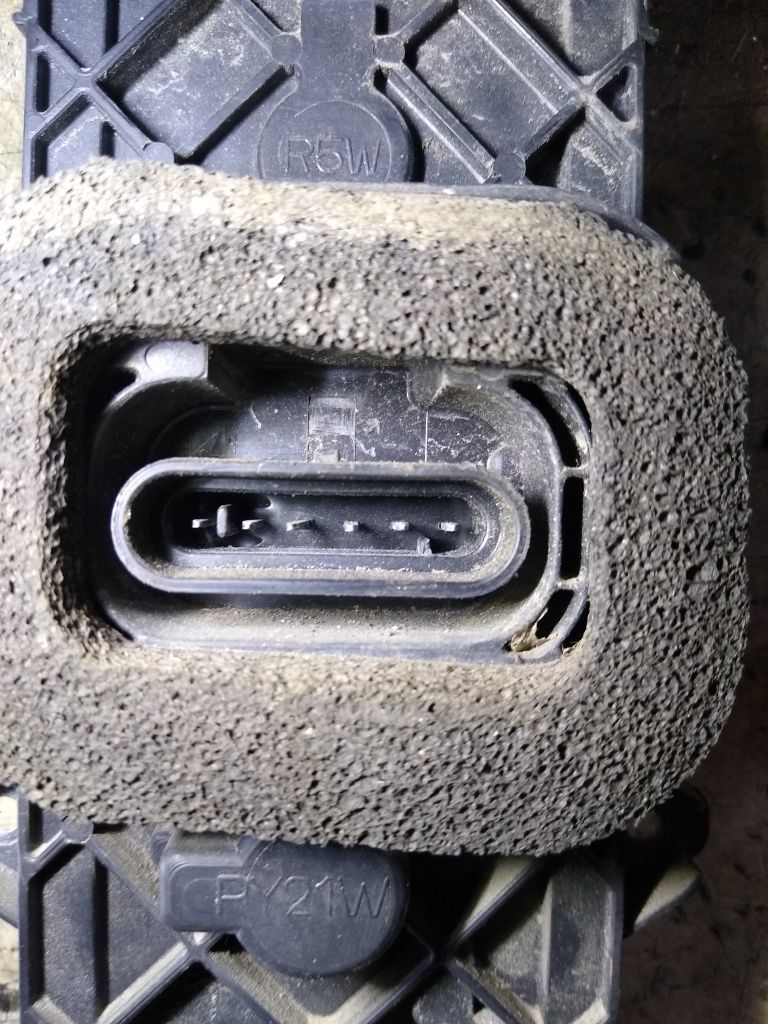 Wkład lampy tył lewy prawy Iveco daily IV oryginał 14-