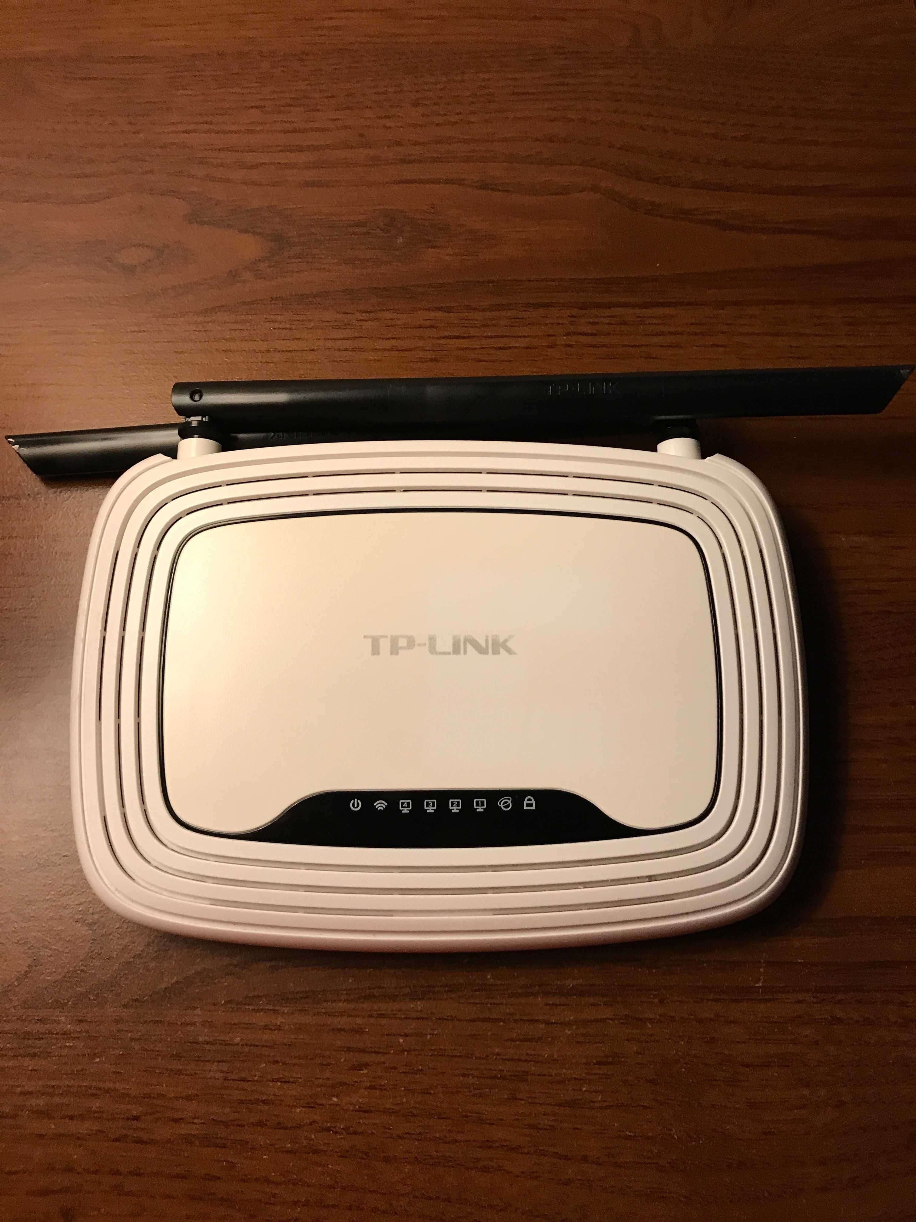 router tp-linkL  tl-wR841n