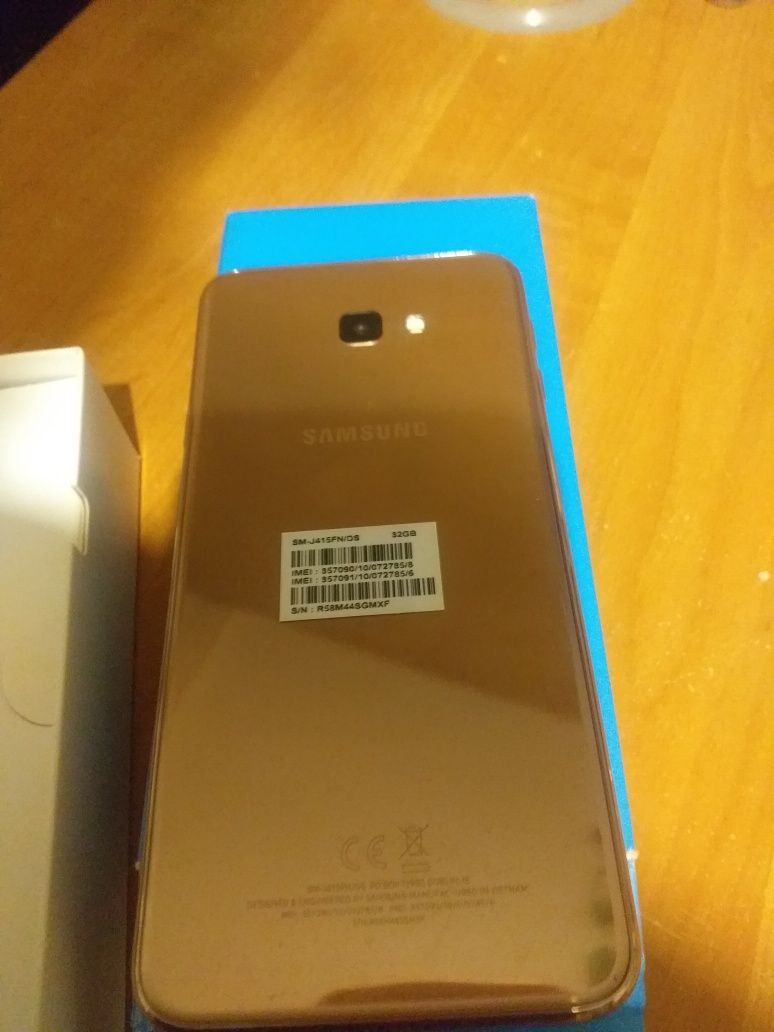 Samsung Galaxy j4 plus