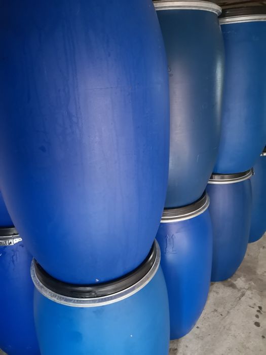 Beczki plastikowe 120l