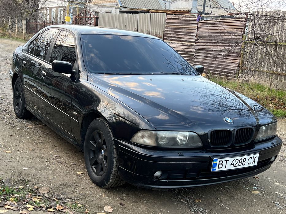 Продам BMW e39, 2.2 Мех, Газ , 2003 год