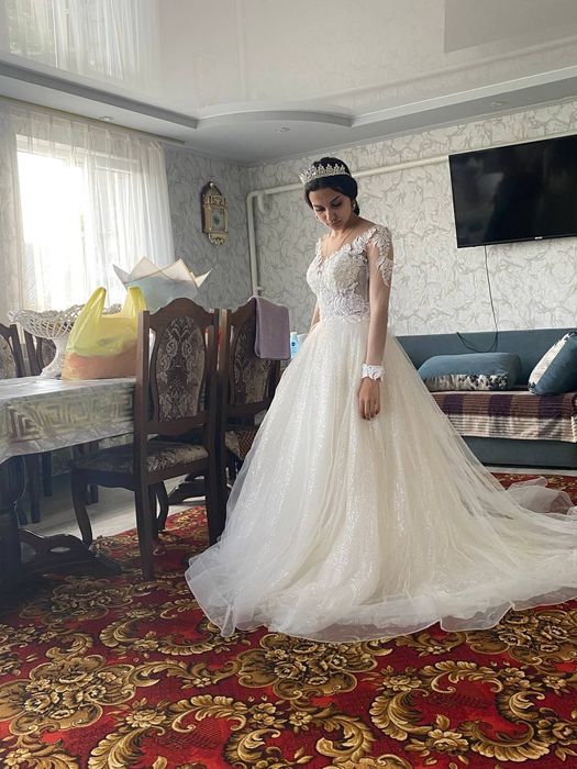 Свадебное платье