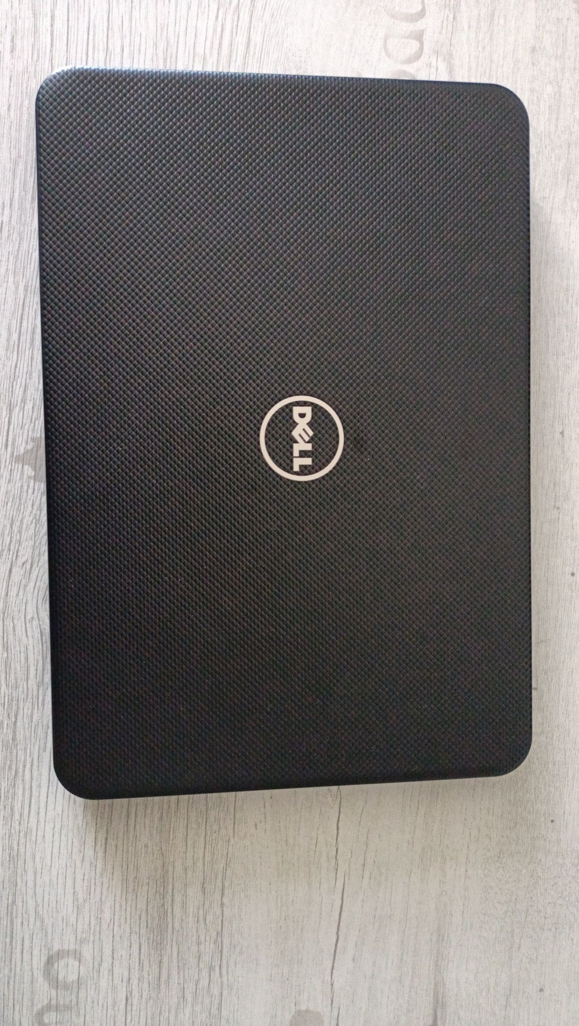 Laptop Dell 15" 8GB ram, SSD, HDD