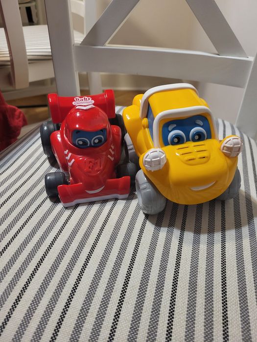 Samochodziki autka grające interaktywne