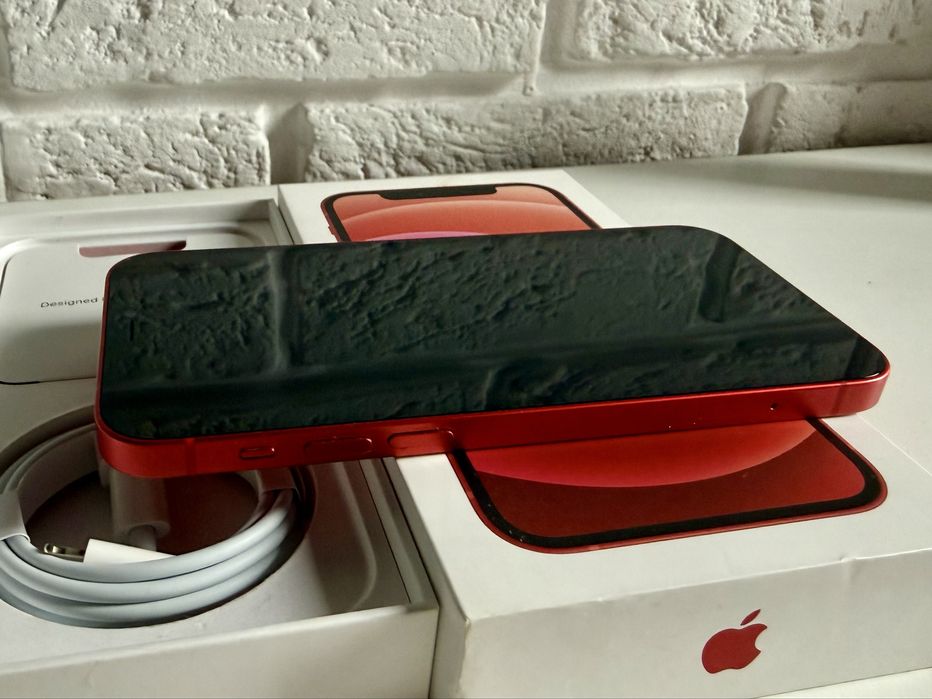 Iphone 12 Product Red 64GB, kondycja baterii 100%, Face ID działa