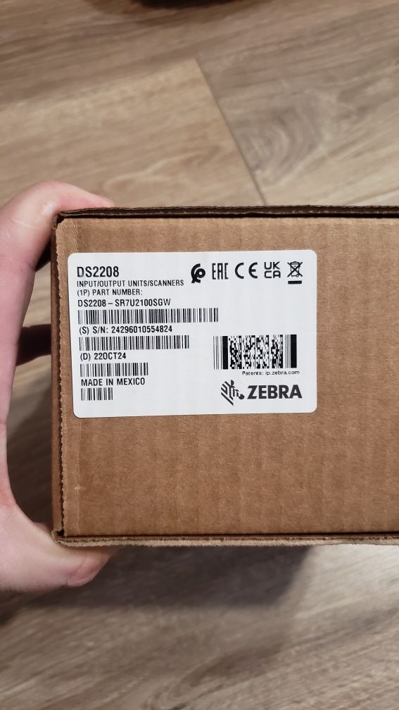 Сканер штрихкодів Zebra ds2208 з підставкою