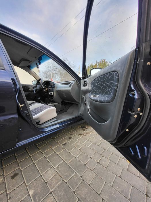 Продам сенс 2004р