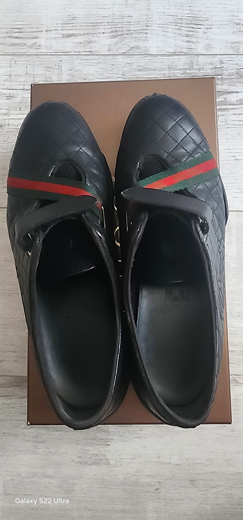 Кросівки,лофери,Gucci