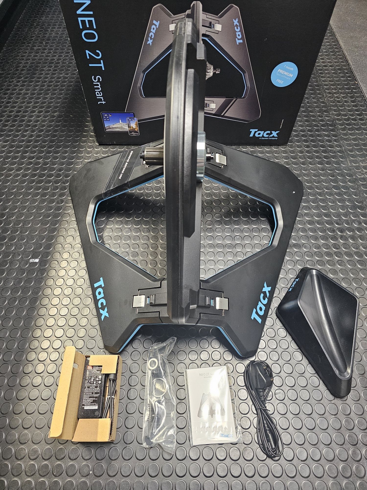 Trenażer Tacx Neo 2T smart