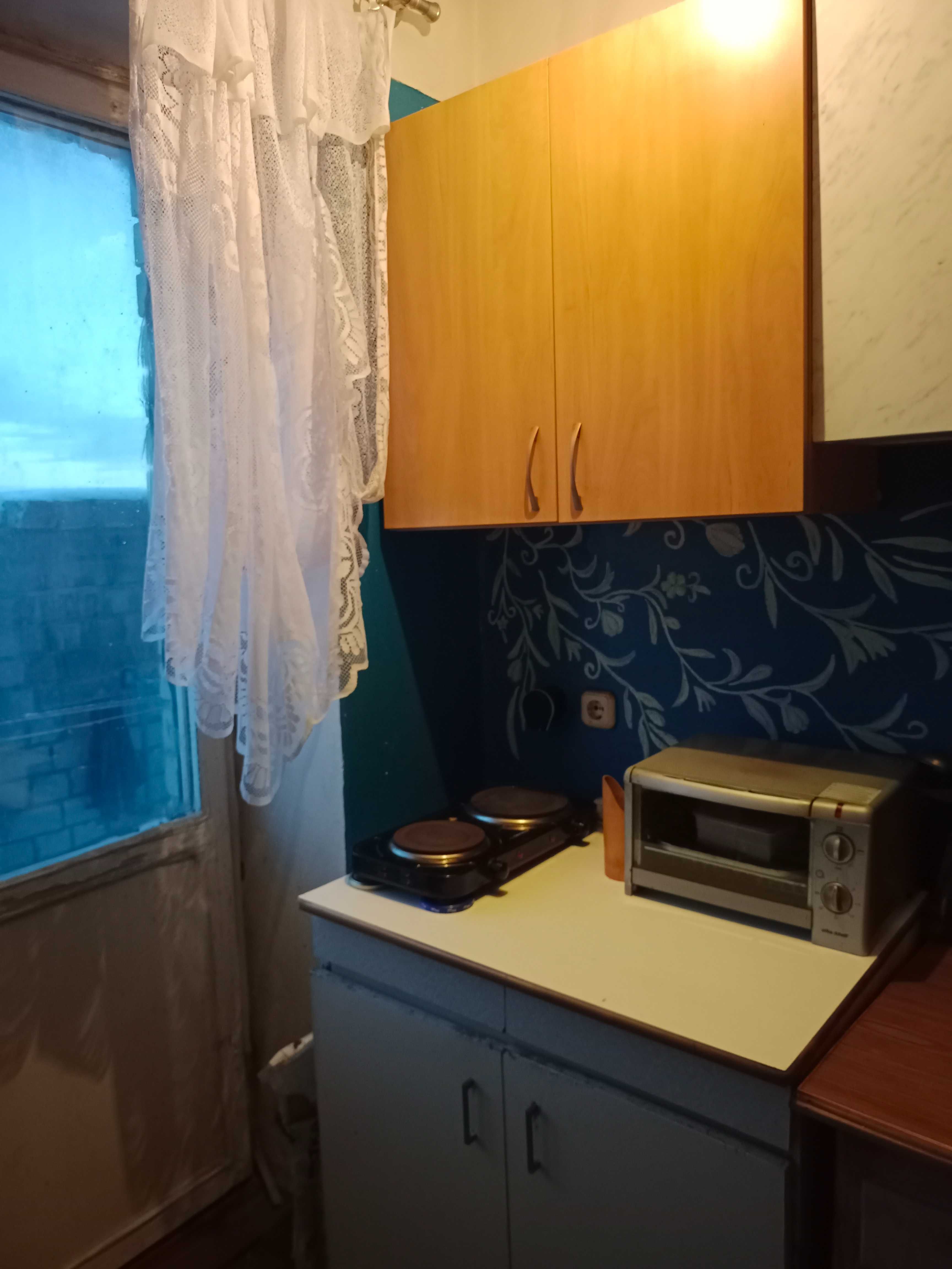 Продам  гостинку за 10000$ торг возможен