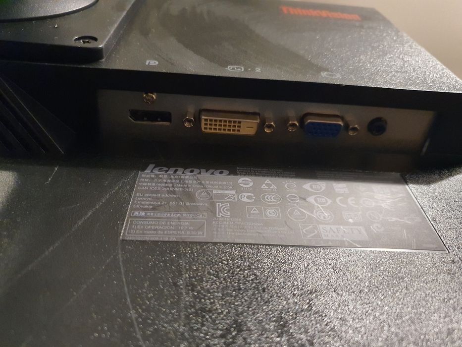 Monitor lenowo 22 cale