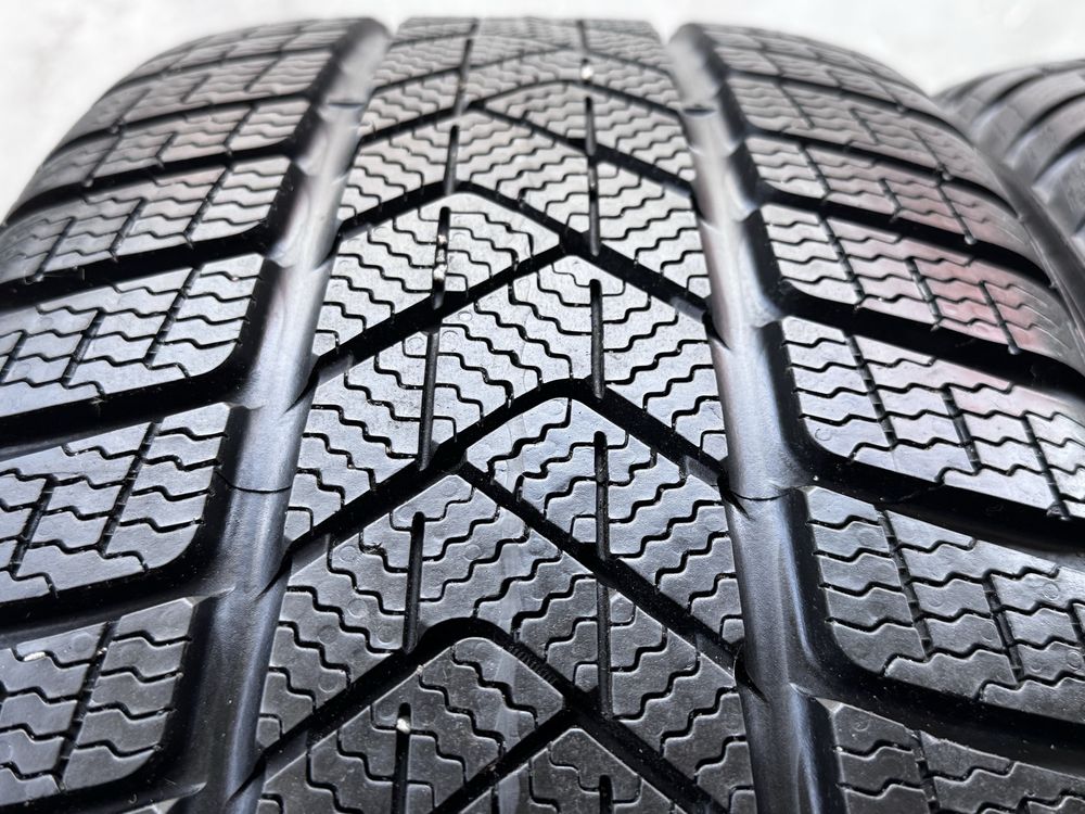 NOWE Pirelli Sottozero 3 245/40/18 Opony zimowe 2022r