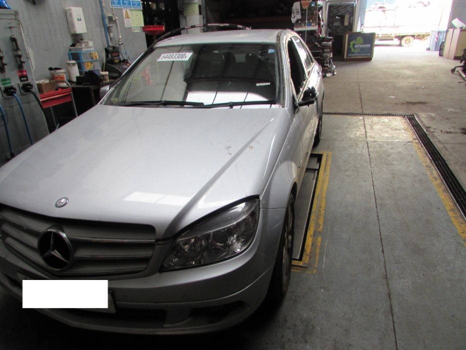 Mercedes C200 Blueeffiency para peças