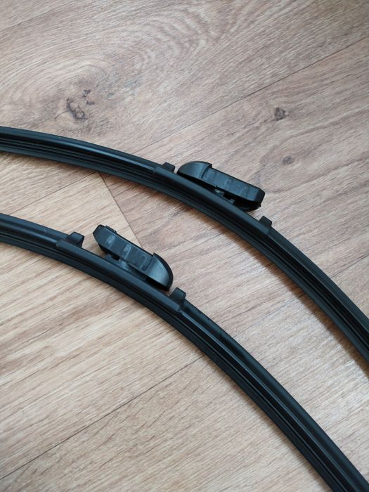 Двірники Пежо 3008.