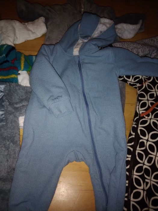 Kombinezon dziecięcy rozmiar 74