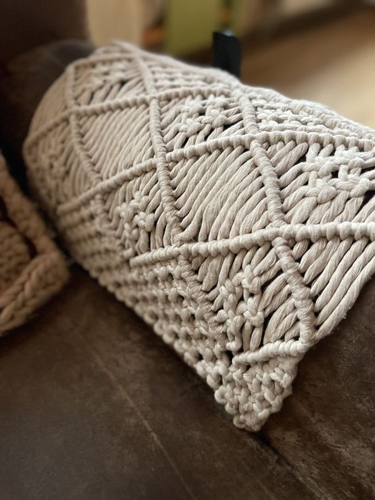 Макраме органайзер для пультів, гаджетів, книг тощо.