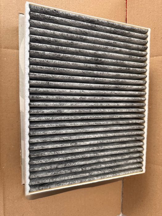 64116821995 BMW F30 F20 F31 F34 F80 F82 F32 F21 F22  Фільтр салону