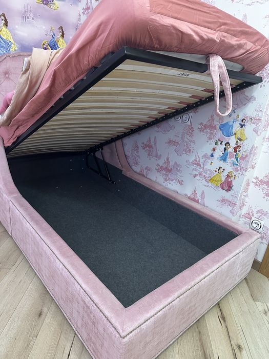 Ексклюзивне, з масивого дерева дитяче ліжко