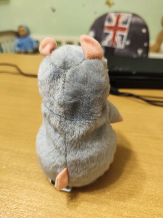 Хомяк говорящий повторюшка