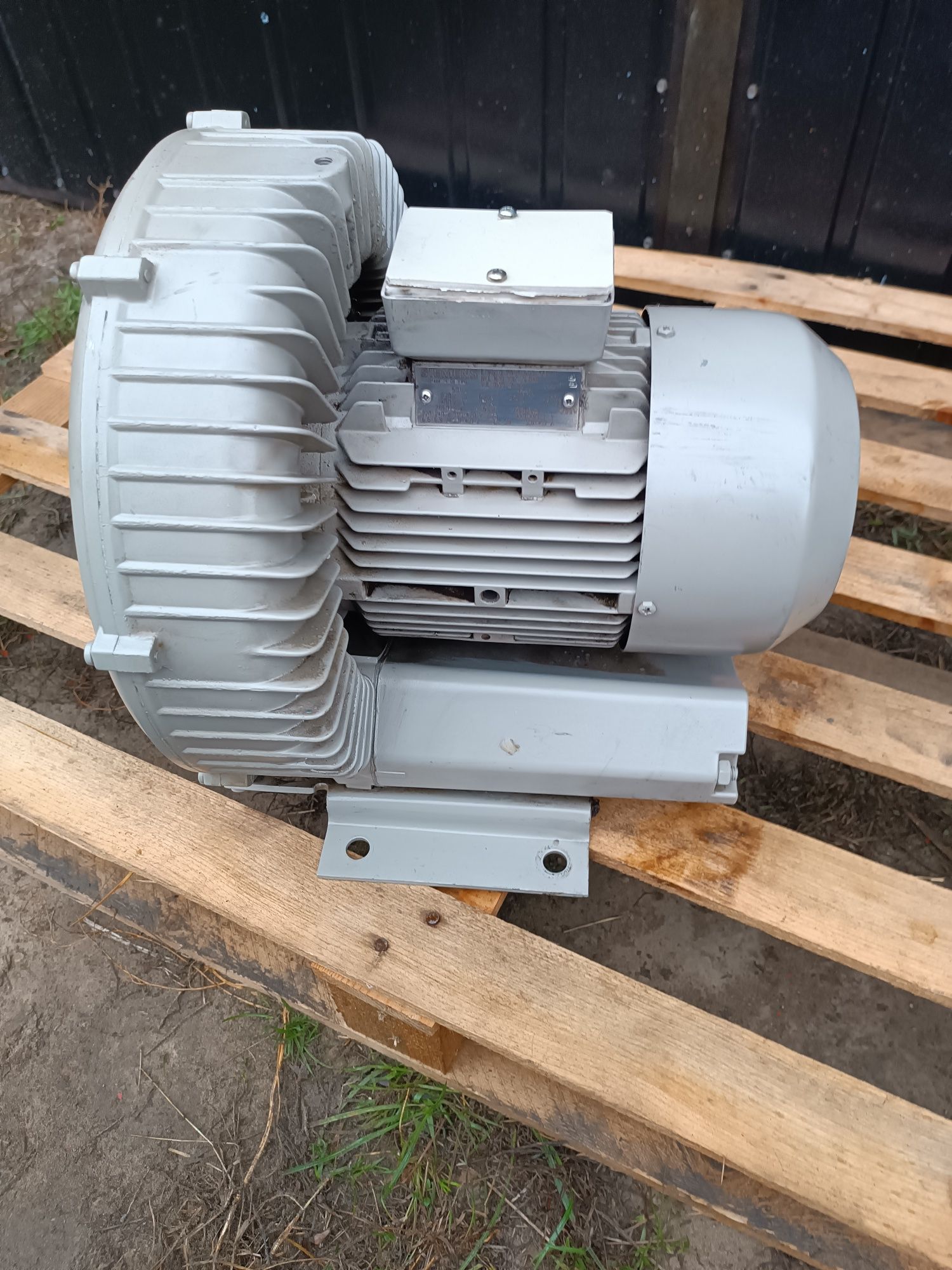 wentylator bocznokanałowy pompa próżniowa Siemens