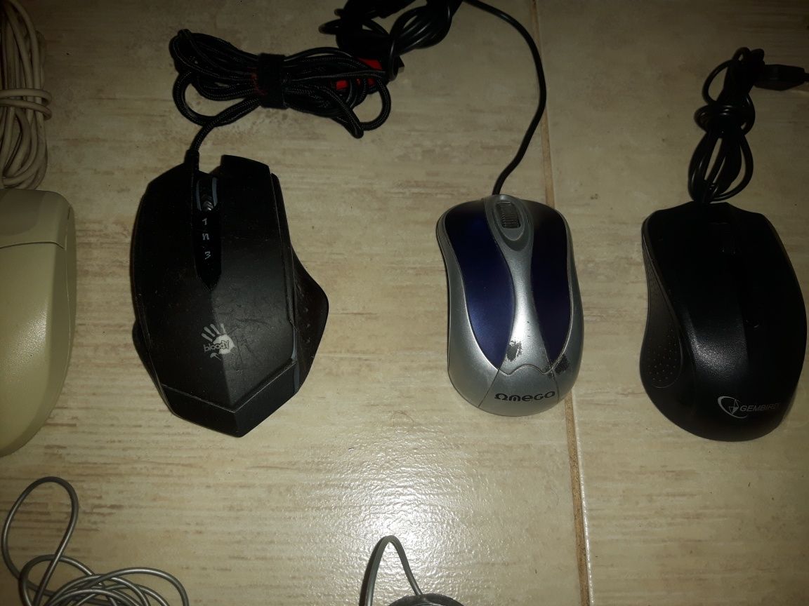 Myszka komputwrowa Ps2 , kulkowe i opt. Kablowe i bezprzewodowe 8szt.