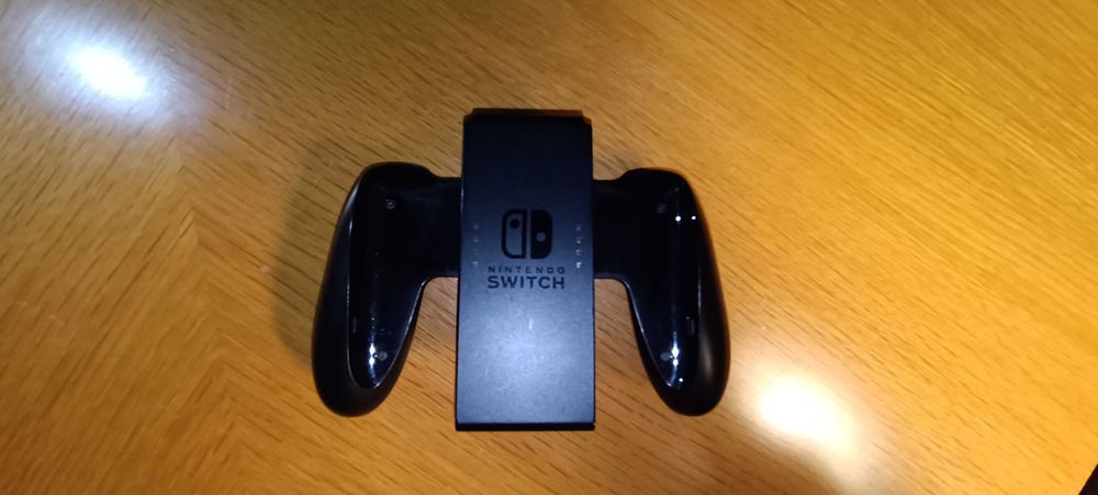 Nintendo Switch Vermelha