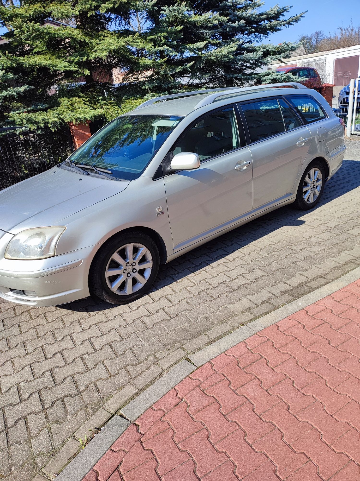 Toyota Avensis kombi 2003r, diesel 116 kM ,