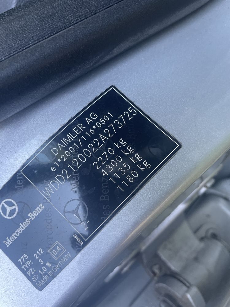 Mercedes E 220 170km ANGLIK