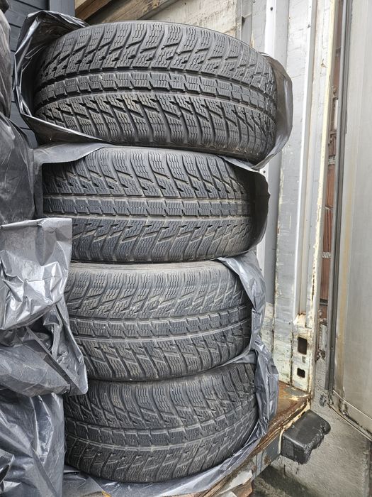 Opony zimowe Nokian 275/40/21