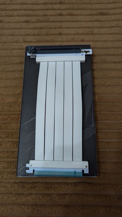 Кабель-райзер PCI-E 4.0 EZDIY-FAB 20см 3070 RTX3090/3090ti/4080/4090