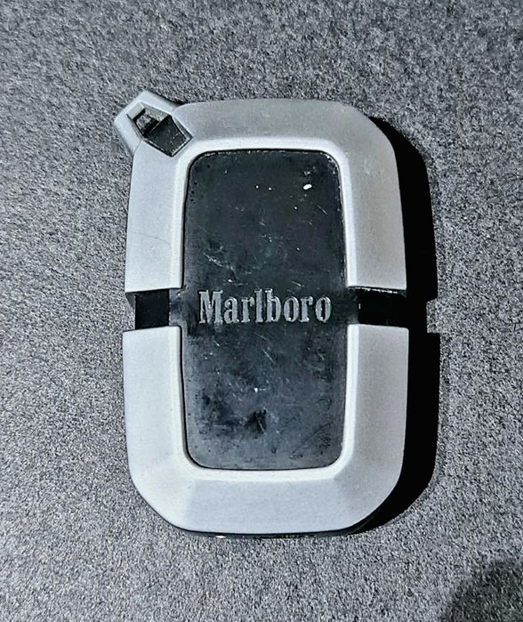 Zapalniczka Marlboro