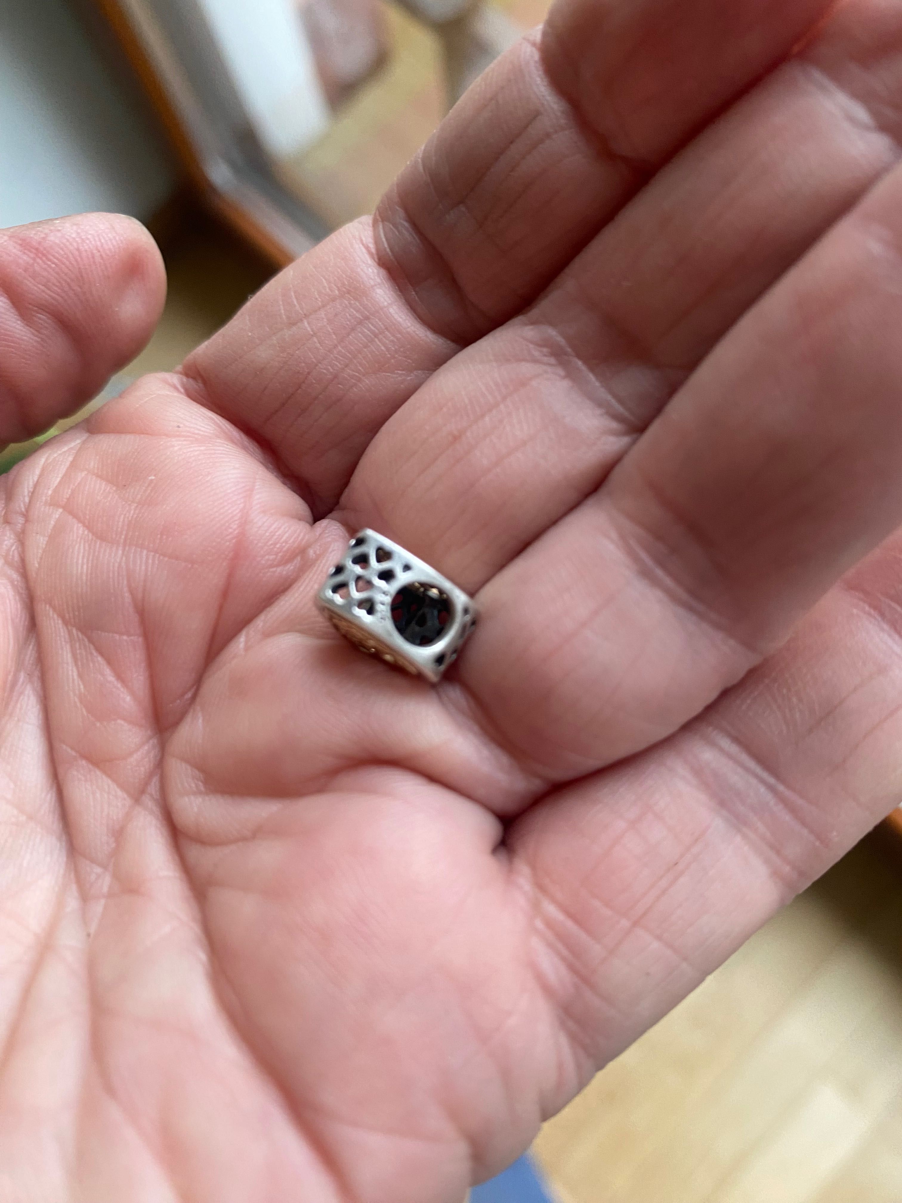 Charms ażurowe serce do bransoletki Pandora