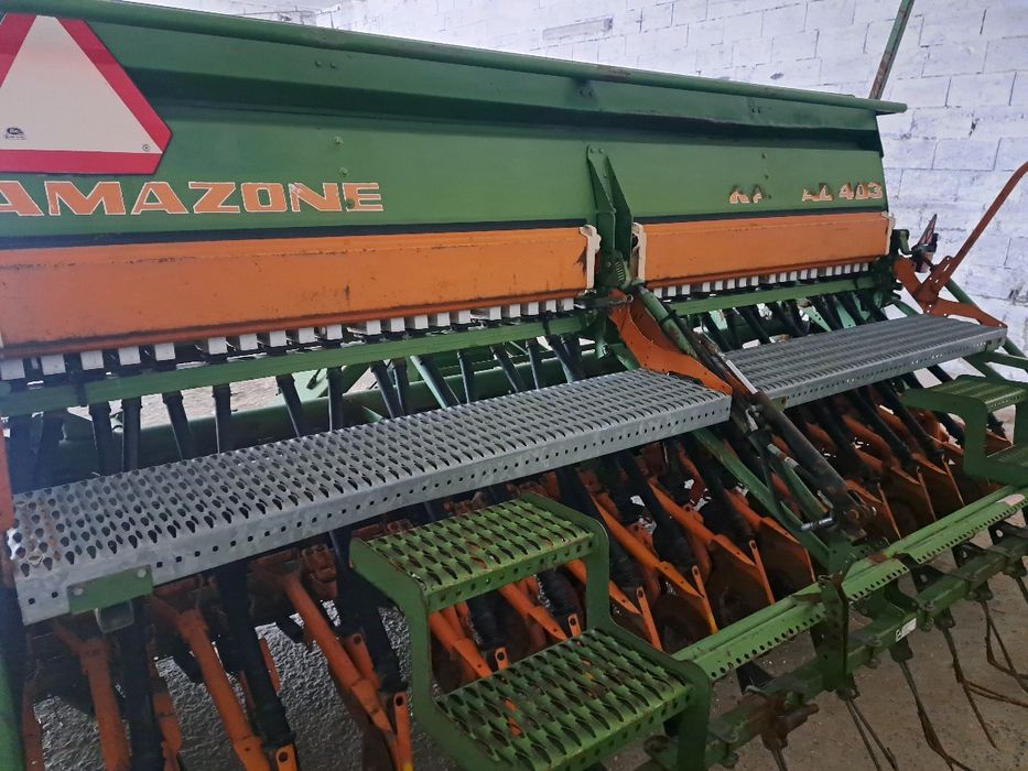 Siewnik Amazone 4-metrowy z broną aktywną