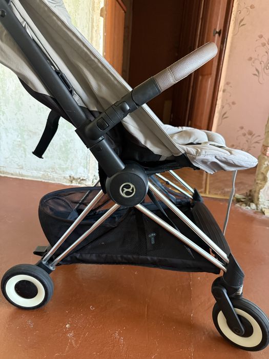 Cybex coya коляска
