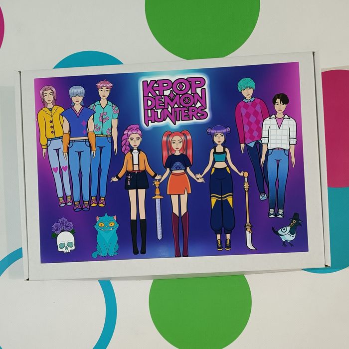 KPOP Demon Hunters альбом на липучках фанбук