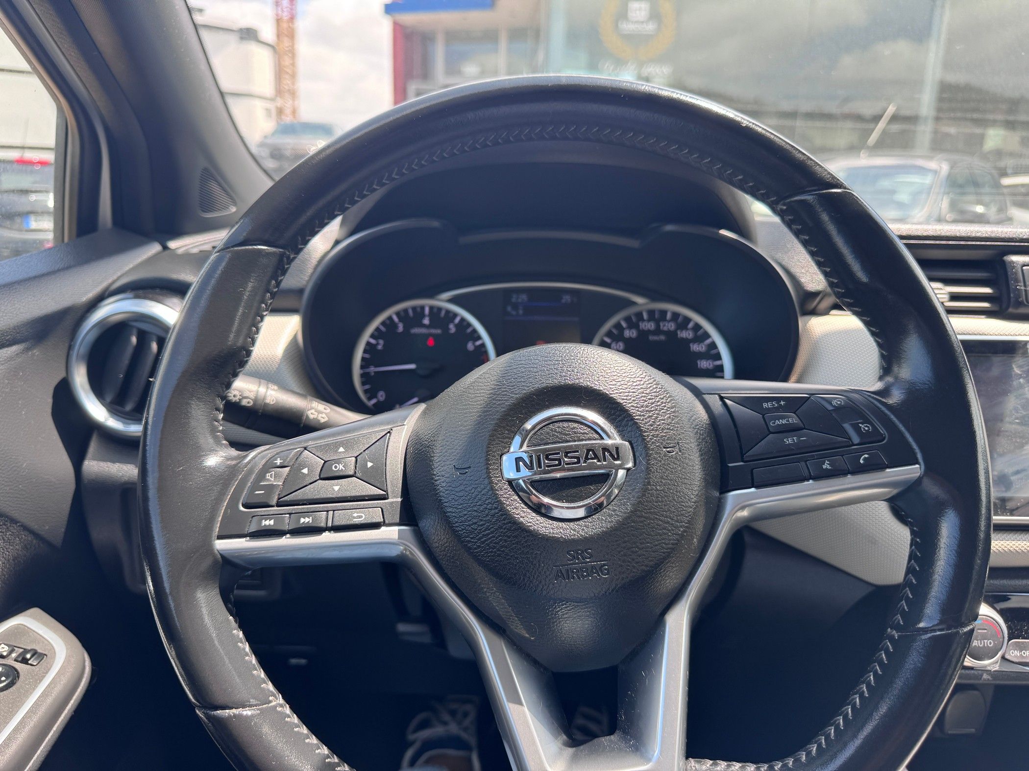 Nissan Micra 0.9 IG-T N-Connecta S/S