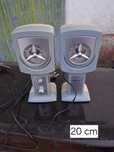 Colunas de som com fios