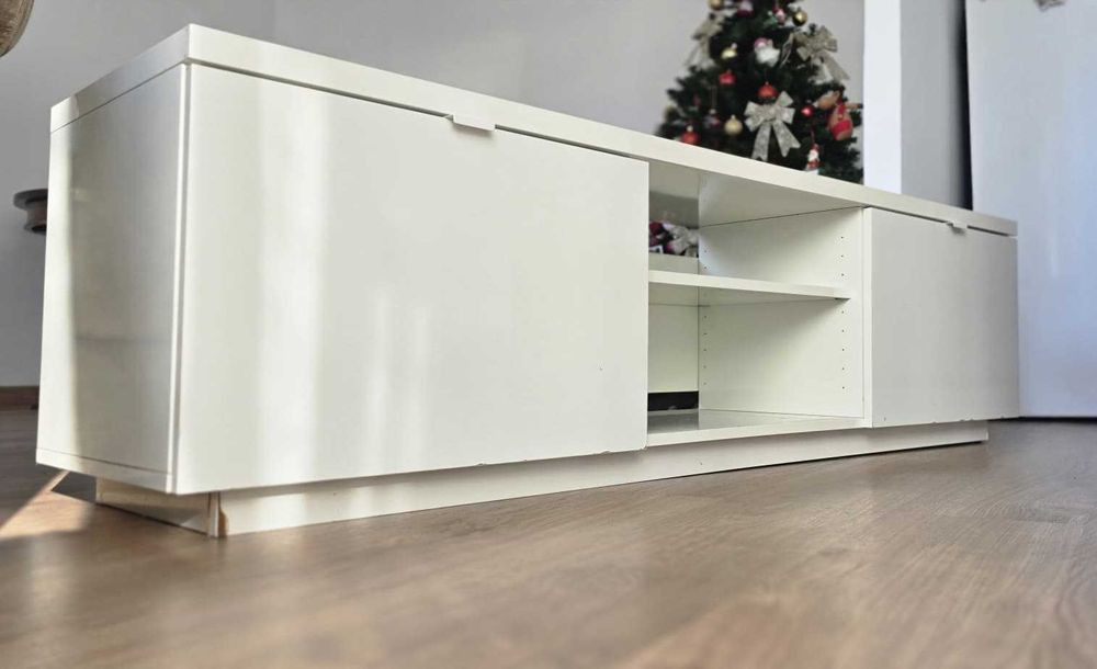 Móvel de TV Branco BYÅS IKEA usado