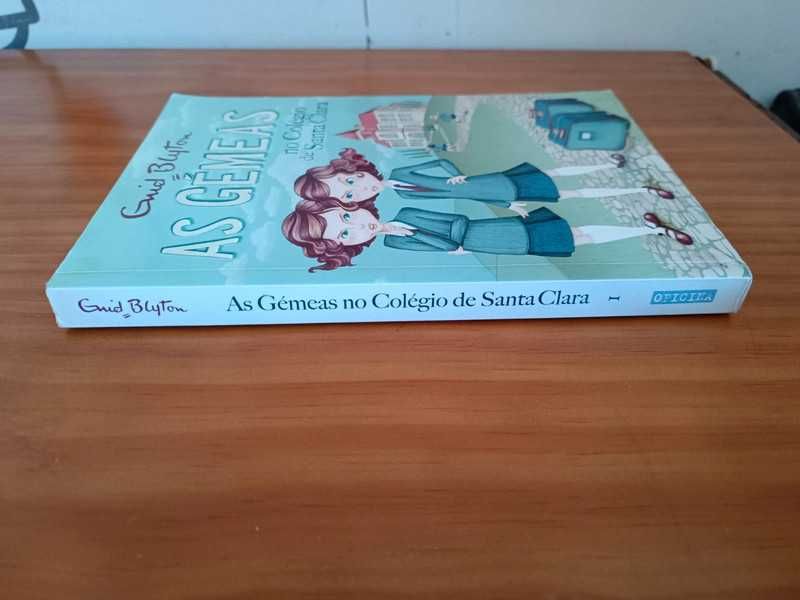 As gémeas no colégio de Santa Clara - I