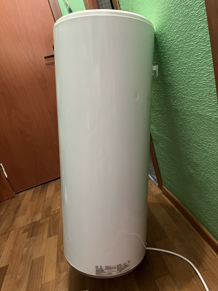 Водонагревательный бак