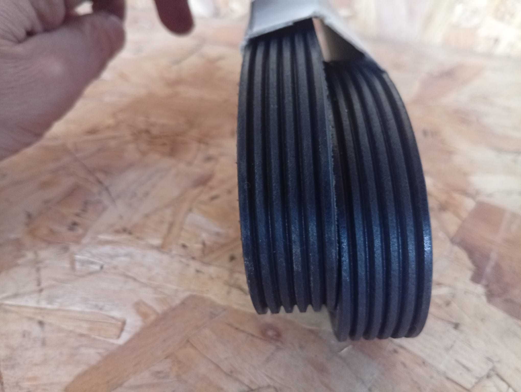 Correia do Alternador - Ford Galaxy 2005 1.9TDI 115CV