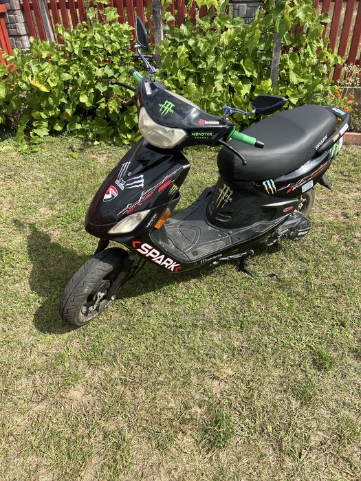 скутер Spark 125 стан як на фото