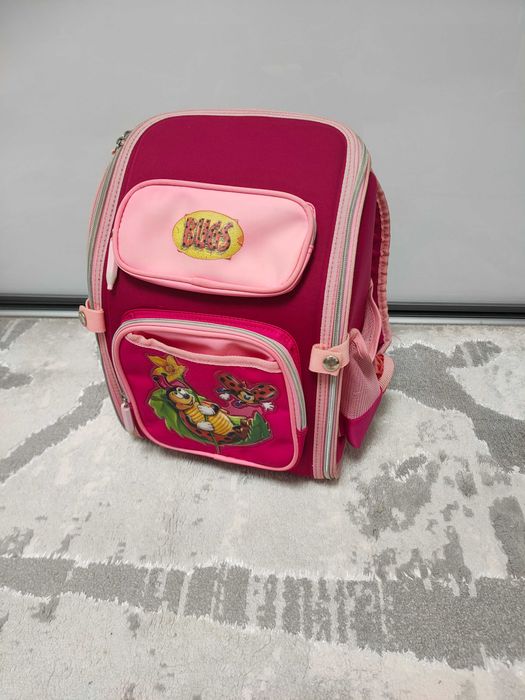 Продам портфель для девочки