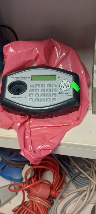 Advanced Code do kodowania kluczyków samochodowych