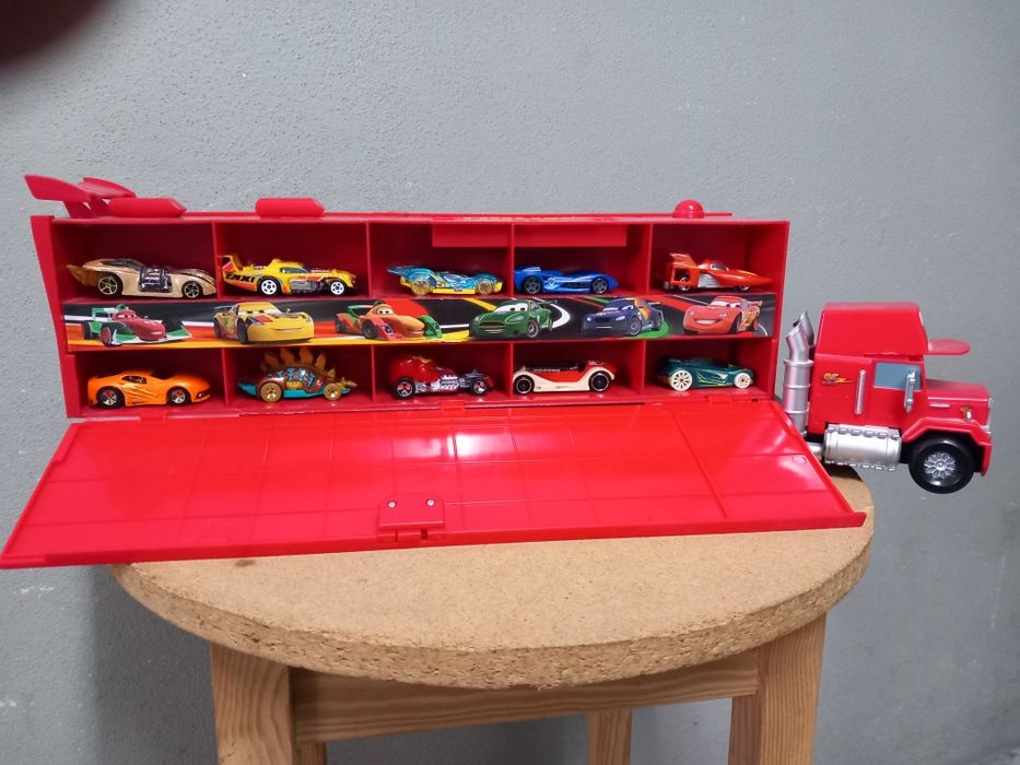 Camião Lightning McQueen