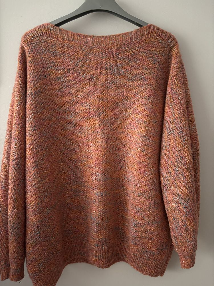 Wielokolorowy sweter