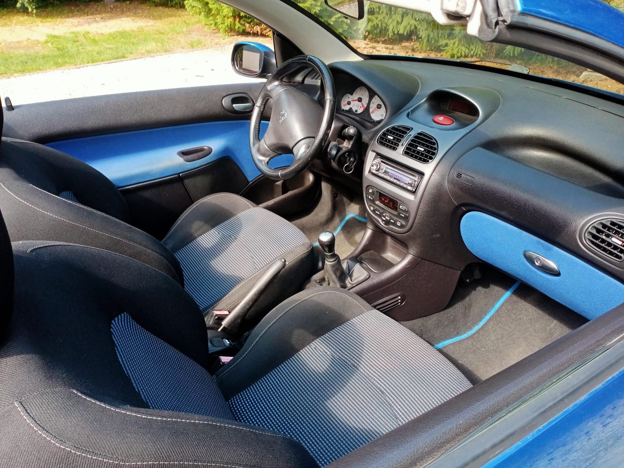 Peugeot 206 CC 2003 1,6 klima Zarejestrowany