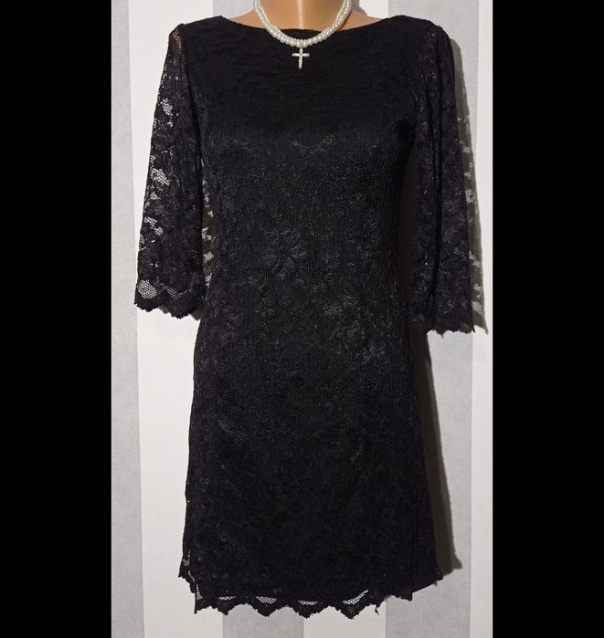 Sukienka midi czarna koronkowa New Look M