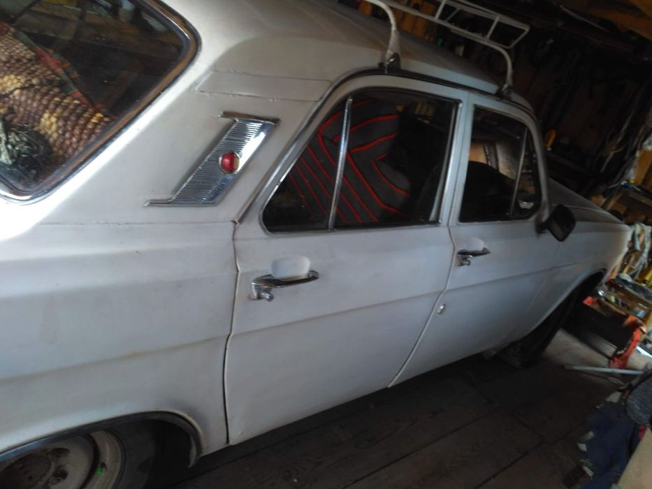 Автомобіль газ 24